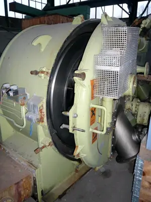 Krauss-Maffei HZ 125 peeler centrifuge, Titanium.