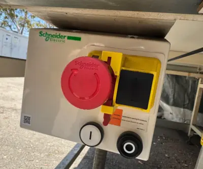 Schneider Electric _UNKNOWN_ Circuit Breakers | Amiron Machinery (3)
