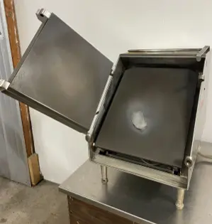182-0165 Besco # 12 Commercial Tortilla Wedge Press