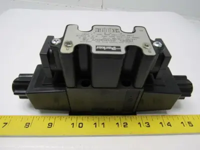 Parker D1VW4CVY 70 Hydraulic Directional Control Valve