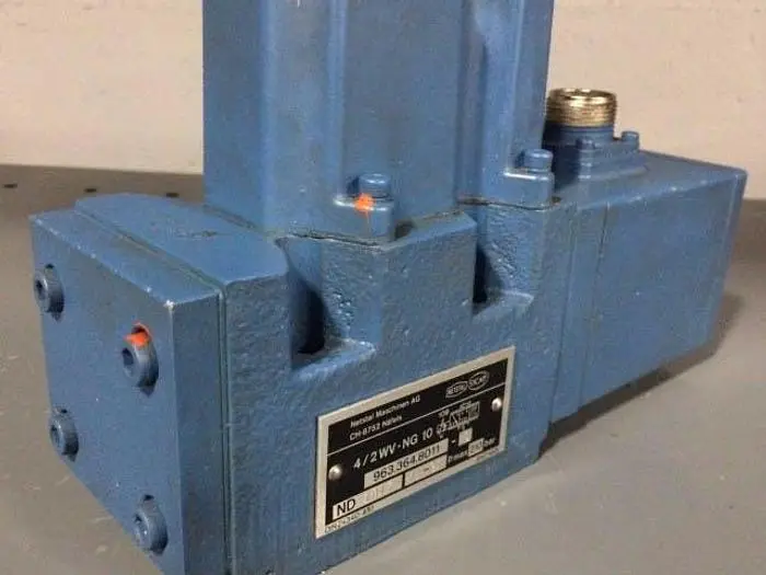 Used NETSTAL/MOOG _UNKNOWN_ Servo Drives | Absolute Machinery #541191