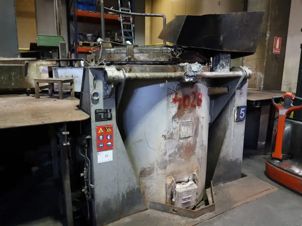 Used 2015 _UNKNOWN_ _UNKNOWN_ Metal Melting Furnaces RO | Apex Auctions #1552191
