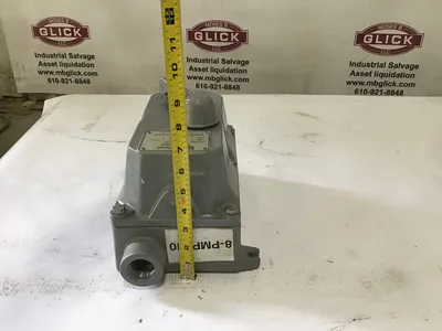 Cutler Hammer B100U0C Explosion Proof Manual Motor Starter