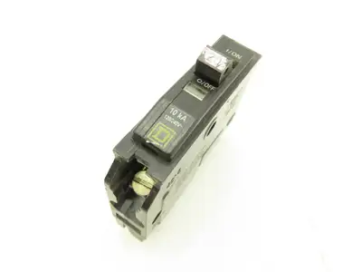 Square D QOB120  20 Amp Circuit Breaker 1-Pole 20A Bolt-On 120/240V  Lot of 23