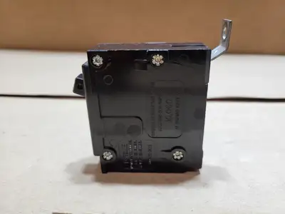 Used CUTLER-HAMMER BAB1015 Circuit Breakers British Columbia CA | Lenmark #1743296