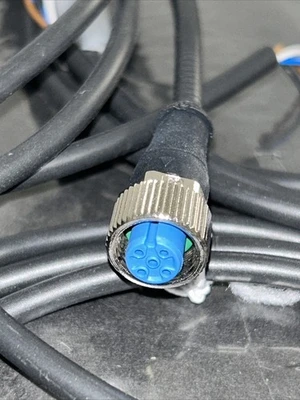 NEW TE Connectivity 2273029-1