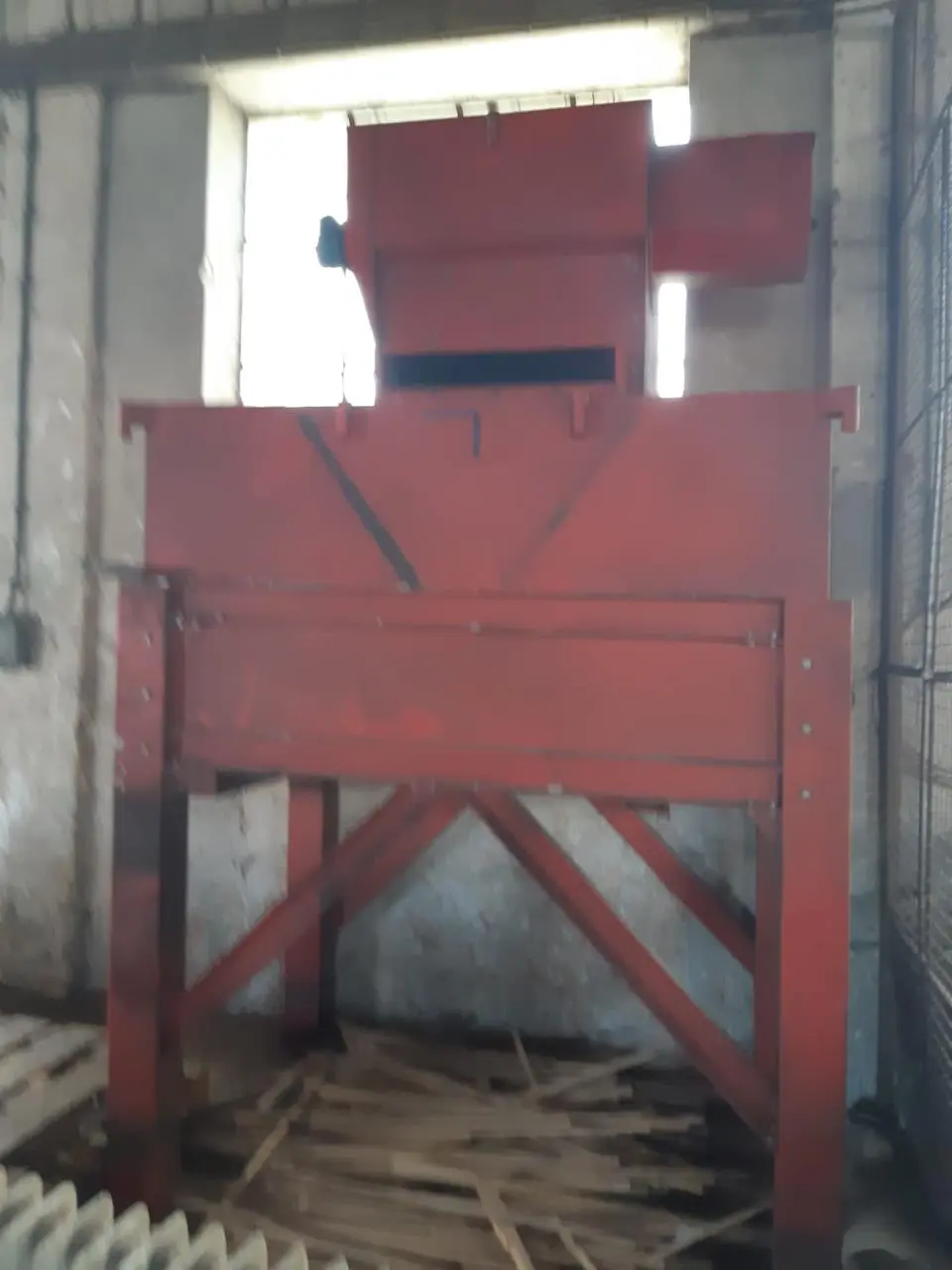 USED 1999 OTECO ?