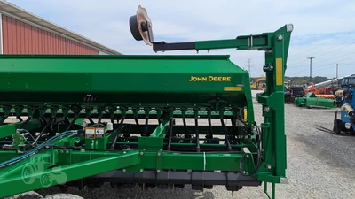 USED 2018 JOHN DEERE 1590