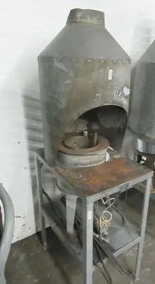 1413-310 Charles Hones “BUZZER” Gas Operated Melting Pot – 160 LBS CAPACITY