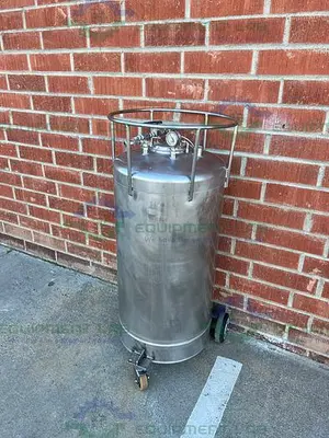 USED ALLOY PRODUCTS 120 LITER STAINLESS STEEL PRESSURE VESSEL 100 PSI