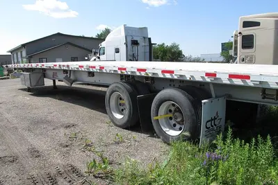 Used 2016 DOONAN 53 FT TANDEM ALUMINUM Flatbed Trailers Manitoba CA | Conquest Truck & Auto Sales #1421319