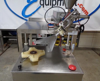 Used UNIFILLER TSI-4I8 Depositors California US | BakeryEquipment.com #1554392