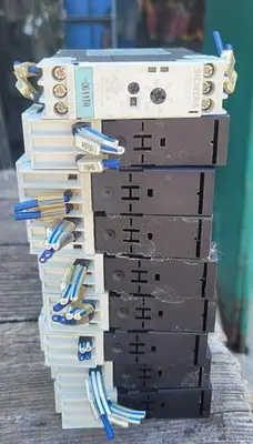 USED SIEMENS 3RP1525-1AP30