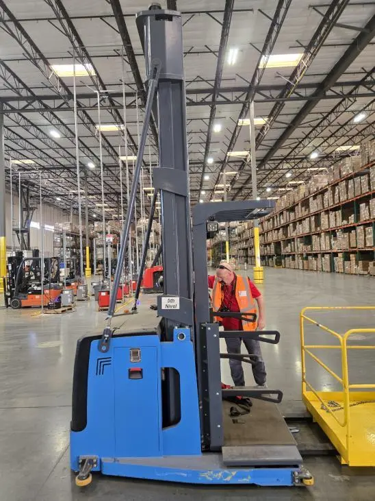 Used 2022 EOSLIFT MHB13-95 Order Pickers Colorado US | Discount Forklift #236772