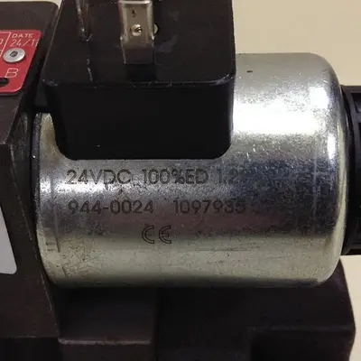 USED MOOG WEH43P10H18CSBNZP06