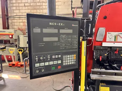 Used 1998 AMADA RG-35S Press Brakes Ontario CA | Trader Machinery Inc #1310790