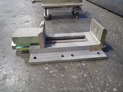 8.5" X 4.75" Vise