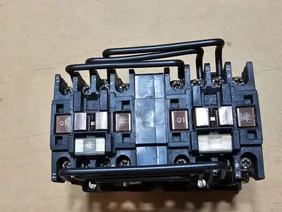 Used TELEMECANIQUE LC2-D099H7 Switchgears British Columbia CA | Lenmark #1438234