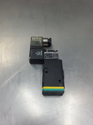 Nordson 1056119 Solenoid Valve, 24VDC, 5.4W, 0.23A. 5E-31