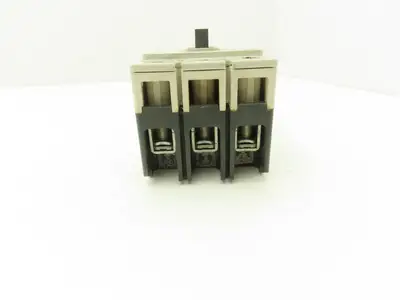 Allen Bradley 140U-H2C3-C30 Circuit Breaker 3P 30A 600V 3PH H-Frame