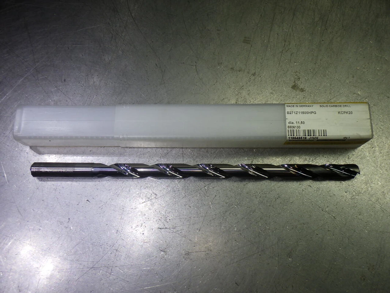 Kennametal 11.5mm Coolant Thru 15xD Carbide Drill B271Z11500HPG KCPK20 (LOC2139A)