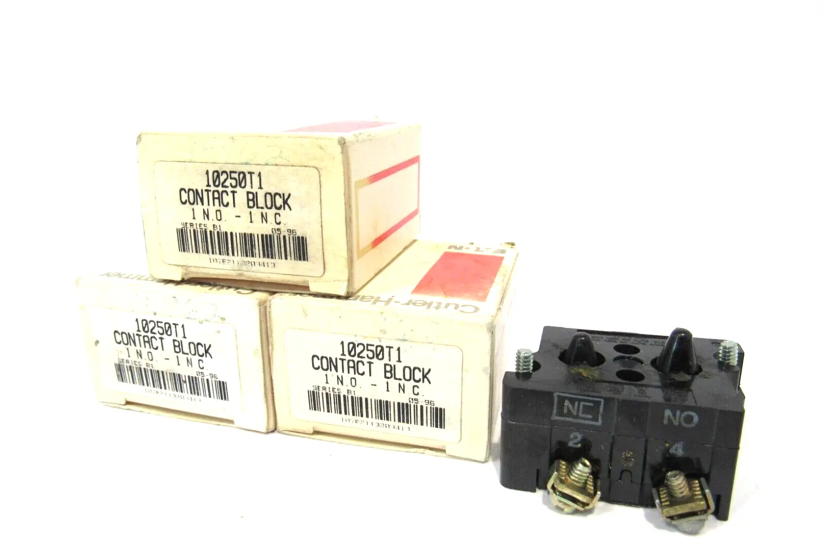LOT OF 3 NEW CUTLER HAMMER 10250T1 CONTACT BLOCKS SER.B1