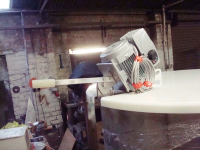 R-B Clamp On Stirrer 0.75 kW V/Speed 1Ph