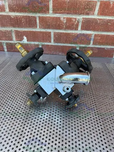 Used 4 ITT PURE-FLO STAINLESS STEEL DIAPHRAGM VALVES W/ 1.5" TO 1/2" SANITARY FITTING Valves/Fittings California US | Equipment Lab #485695