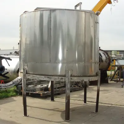 SPC6739  Tank 1530 gallon vertical tank, 304 SS, slope