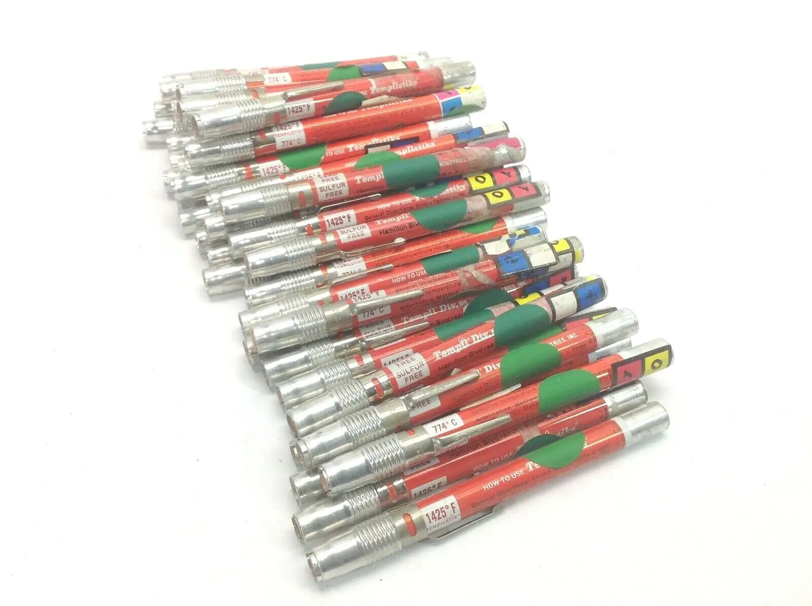 USED TEMPIL DIVISION TEMPILSTIK 1425°F TEMPERATURE INDICATING CRAYON