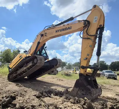 Used 2019 HYUNDAI HX380L Excavators Texas US | Proxy Equipment #1378469