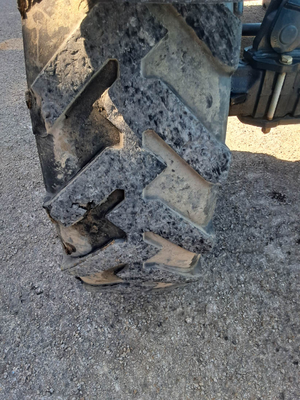 USED 2016 Genie GTH-844