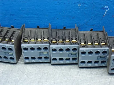 Used SIEMENS 3RH29111FA22 Contact Blocks Ohio US | HGR 24 #1095045