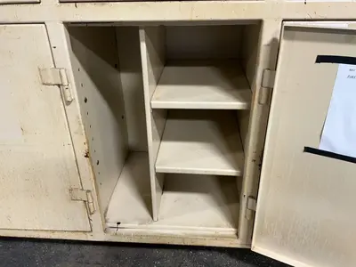 Used STRONG HOLD _UNKNOWN_ Cabinets Ohio US | HGR 24 #1358137