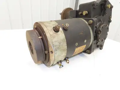 Yale 8507170 Forklift Left Front Drive Axle & Motor 5-Lug Off ESC030FAN36TE094