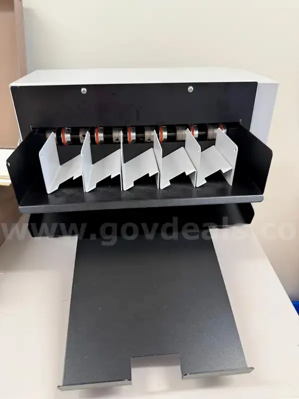 Used Martin Yale BCS210 Paper Cutters Delaware US | United Machine Co. #1563282