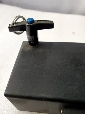 DEL-TRON N-4 LINEAR MOTION SLIDE