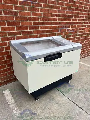 USED EPPENDORF NEW BRUNSWICK EXCELLA E25  INCUBATOR SHAKER 60°C, 120V W/ 1" ORBIT