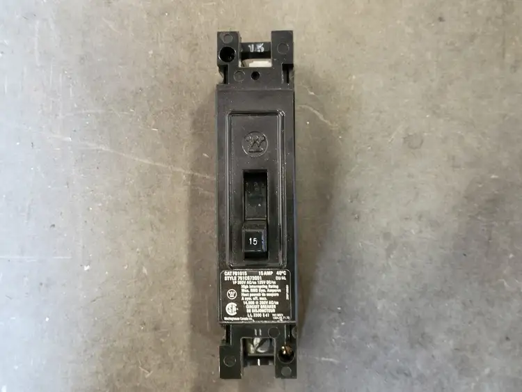 Used WESTINGHOUSE FB1015 Switchgears British Columbia CA | Lenmark #242535