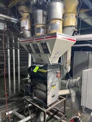 MAGUIRE 6 component blender Resin Handling, Blenders - Gravimetric | Mark One Machinery (1)