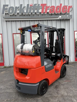 USED 2006 TOYOTA 7FGCU25