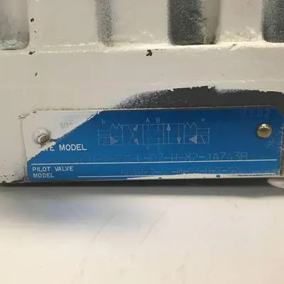 USED VICKERS DG5V72CEP7H82-JA743B