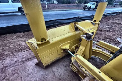 Used 2005 CATERPILLAR D5G XL Bulldozers Pennsylvania US | Proxy Equipment #1378128