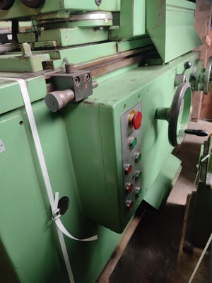TOS Universal Cylindrical Grinder