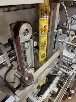 Unified Flex Hornet Vertical Form, Fill & Seal with Auger Filler