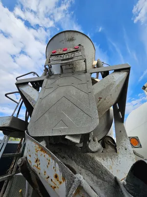 2005 STERLING Mixer Commercial trucks | Iron Listing (17)