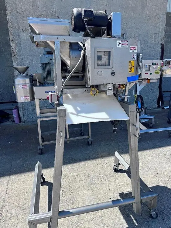 Used URSCHEL LABORATORIES, INC. RA DICER Slicers / Dicers / Cutters California US | Machinery & Equipment #1097372