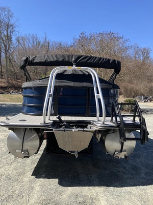 New | in-Stock 2025 BENTLEY PONTOONS 223 CRUISE Boats (Misc) Virginia US | Affordable Outdoors #1638037