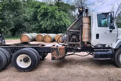 Used 2003 INTERNATIONAL 7600 Tractors & Trailers Texas US | Proxy Equipment #1377727