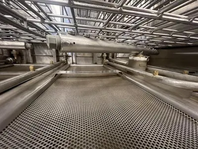 LVO model FL36ET SS Tray Washer